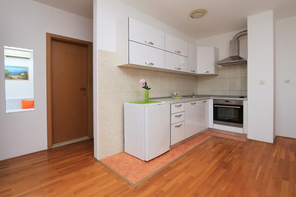 Central Beach Apartment Makarska Exterior foto
